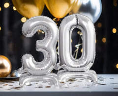 Balon foliowy Beauty&Charm Cyfra „0” Stojący srebrny