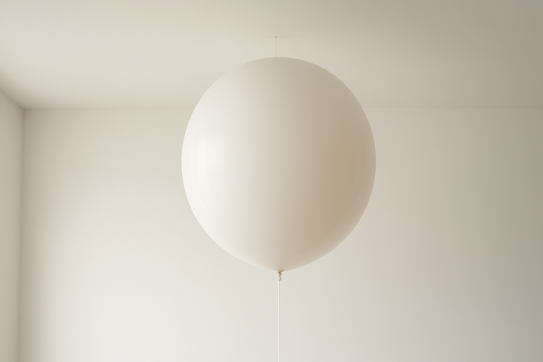 Balon 24 cale ile to cm — poradnik do dekoracji wiszących: przelicz na centymetry i zaplanuj rozstaw, ilość i wysokość zawieszenia