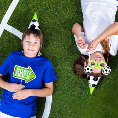 Czapeczki imprezowe Football – 16 × 10 cm 6 szt. - Party Hats