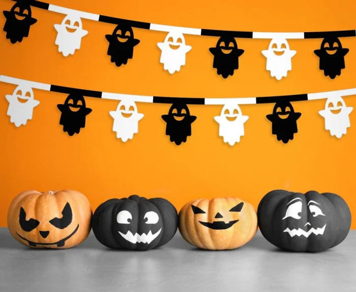 Girlanda papierowa duszki biało-czarna – 3,6 m - Party Decorations