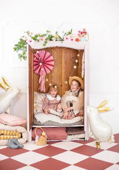 Rozety dekoracyjne „Kwiaty” – mix kolorów 26–43 cm (1 op. / 3 szt.) - Party Decorations