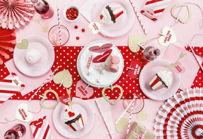 Rozety dekoracyjne Sweet Love – mix czerwieni i różu (3 szt.) - Party Decorations