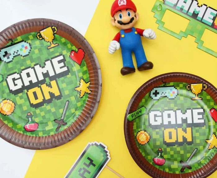 Talerze Papierowe ’Game On’ – Idealne do Gamingowej Uczty! 18 cm 6 szt. - Disposable Plates