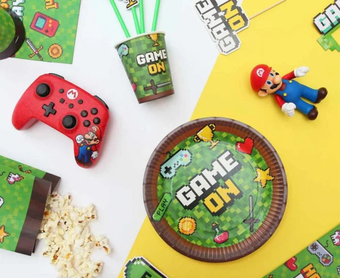 Talerze Papierowe ’Game On’ – Idealne do Gamingowej Uczty! 18 cm 6 szt. - Disposable Plates