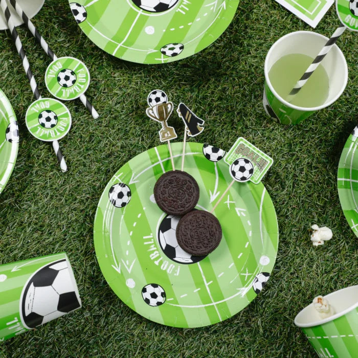 Talerzyki papierowe Football – 18 cm 6 szt. - Disposable Plates