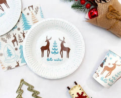 Talerzyki papierowe Hello Winter białe – 18 cm 6 szt. Godan S.A. - Disposable Plates