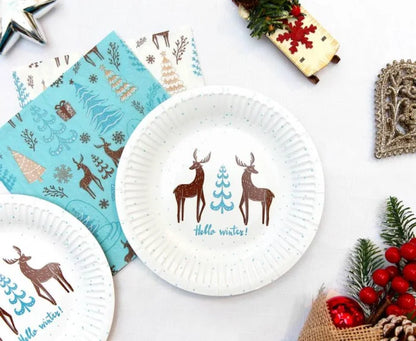 Talerzyki papierowe Hello Winter białe – 18 cm 6 szt. Godan S.A. - Disposable Plates