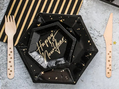 Talerzyki papierowe ’Let’s Celebrate’ – czarne ze złotym wzorem 20 cm (6 szt.)