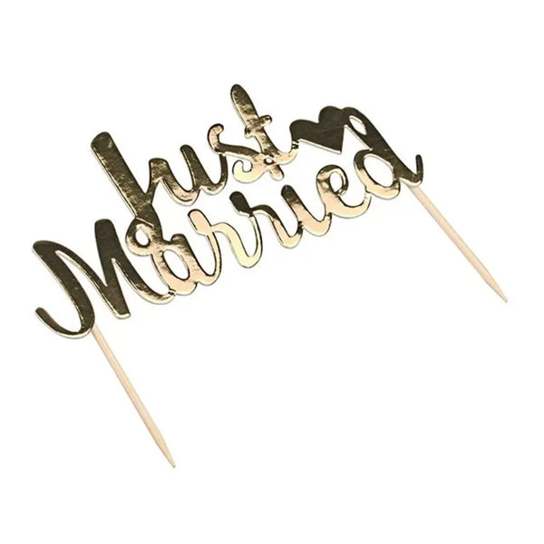 Topper na tort „Just Married” – Złoty napis na tort weselny